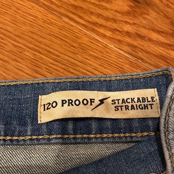 Moonshine Spirit Men’s Jeans by Brad Paisley - Picture 2 of 5